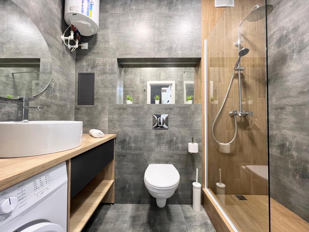 Апартаменты Lux Pavlodar Esterno foto